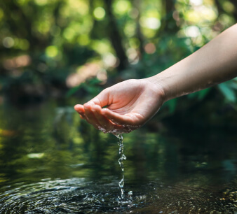 hand water